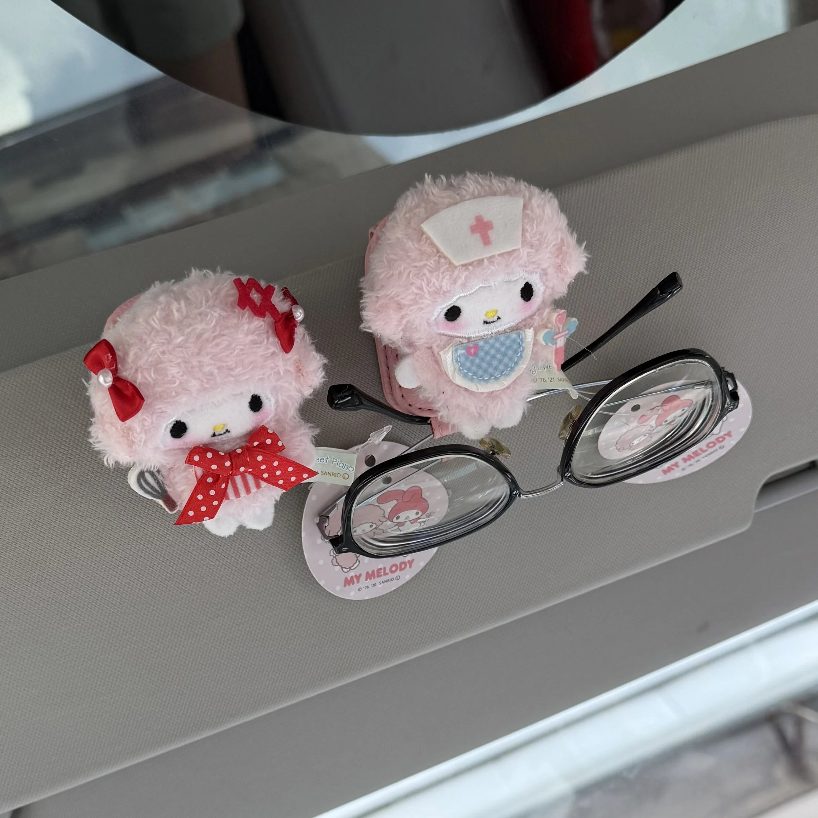 Sanrio Melody Car Auto Sun Visor Glasses Box Sunglasses Clip Card Ticket Holder Fastener Pen Case Eyeglasses Clips Accessories
