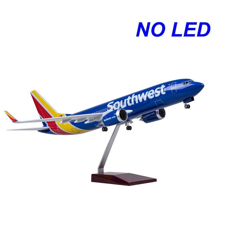 47cm Toys Model Airplane A320 B737 B747 B777 B787 MD-11 American Spirit NWA MD11 Resin Plane With Light Collection