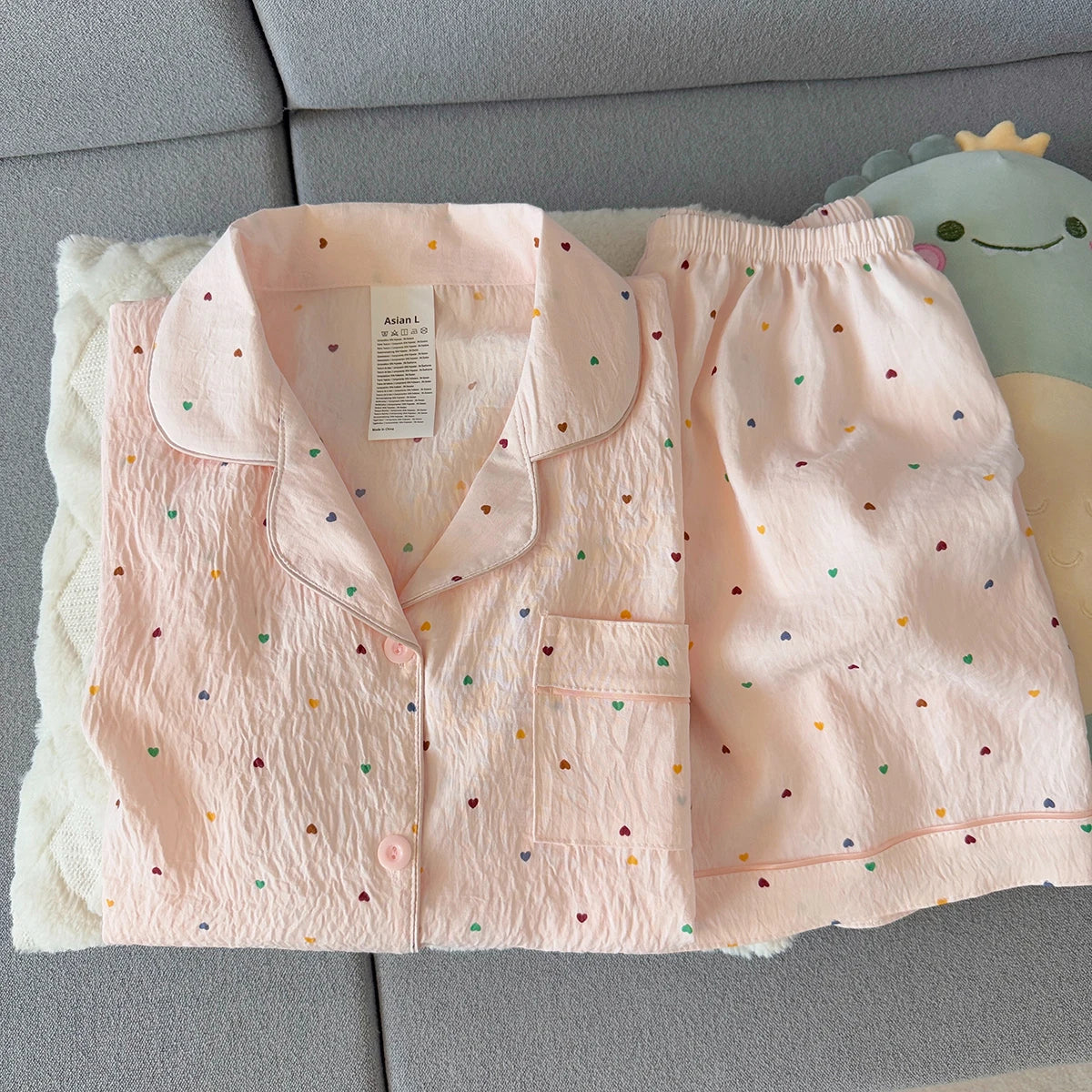 Women's Summer Thin Pajamas with Heart-Shaped Pattern, Short-Sleeved Shorts, Sweet and Cute, Can Be Worn Outside in Summer, Two-Piece Home Wear Set