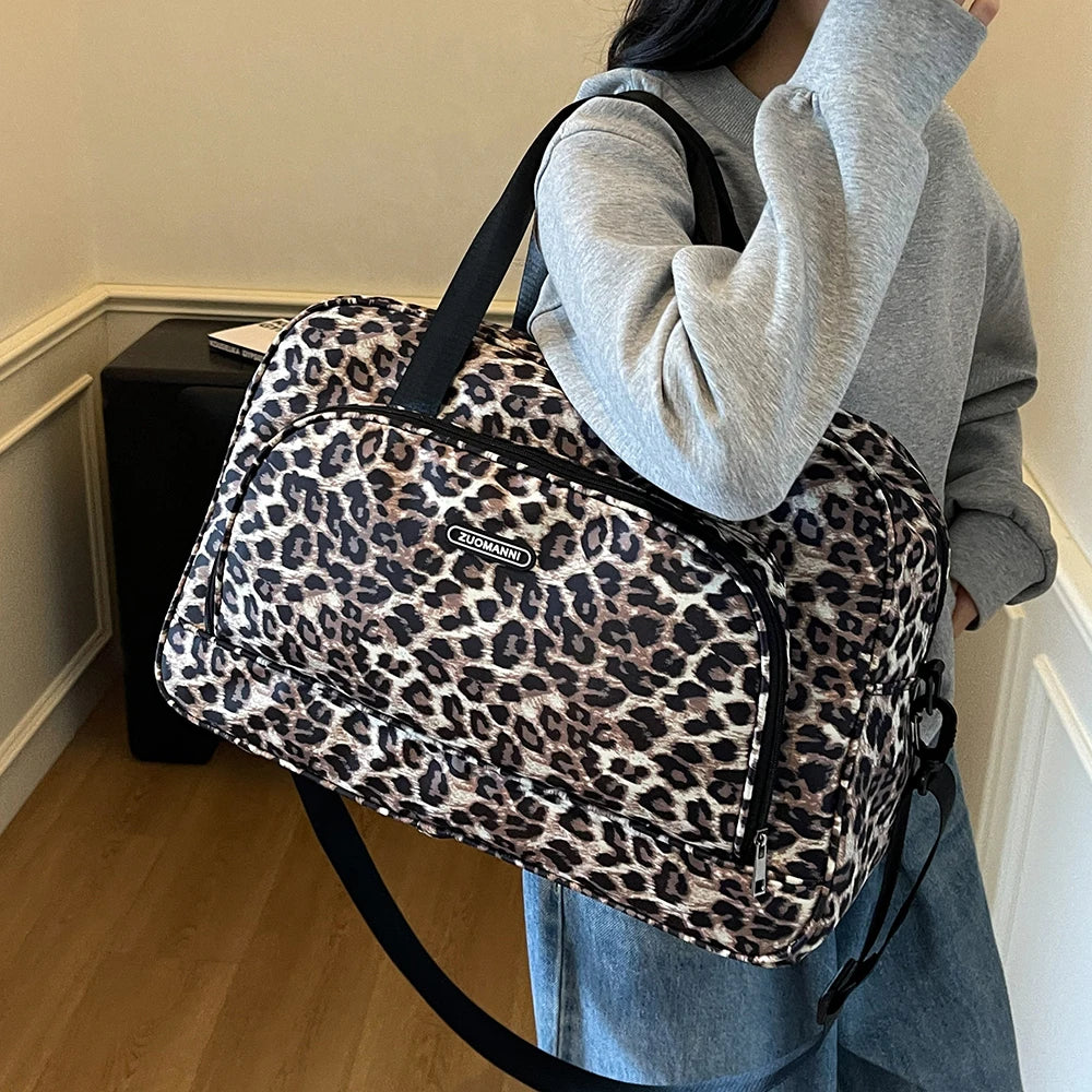 Fashionable Leopard Printing Travel Bag, Large Capacity Sports Gym Tote Bags for Women,Weekend Overnight Duffel Shoulder Bag