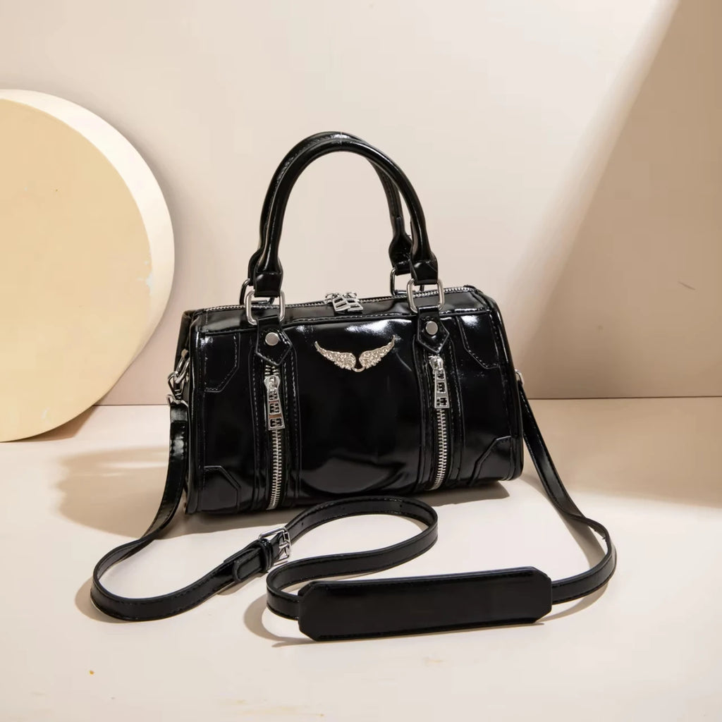 Luxury Rivet Wing Pillow Handbags Luxury Designer 2026 Shoulder Bag Women Soft PU Zipper Closure Crossbody Bag Casual Purse