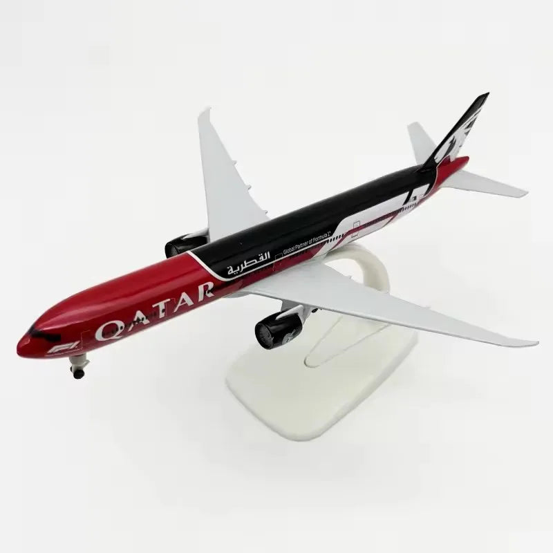 B777-300 Qatar Airways 20cm Metal Scale Aircraft With Wheels Die-Cast Airplane Collectible For Aviation Enthusiast Gift