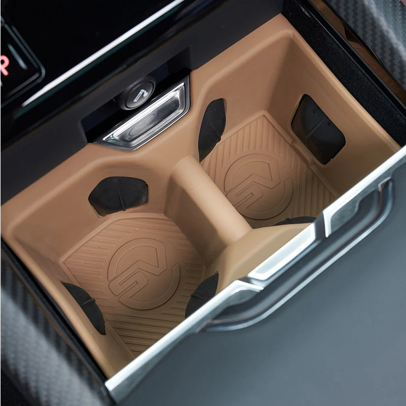For Land Rover Range Rover Sport L461 2023 2024 2025 Silicone cup storage box for car central control cup holder