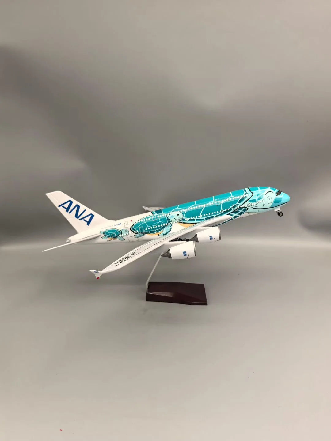 47cm A380 Sea Turtle Airlines Series Aircraft 1/160 Scale Resin 380 UAE painted Airplane Model Plane With LED & Wheel Ornament
