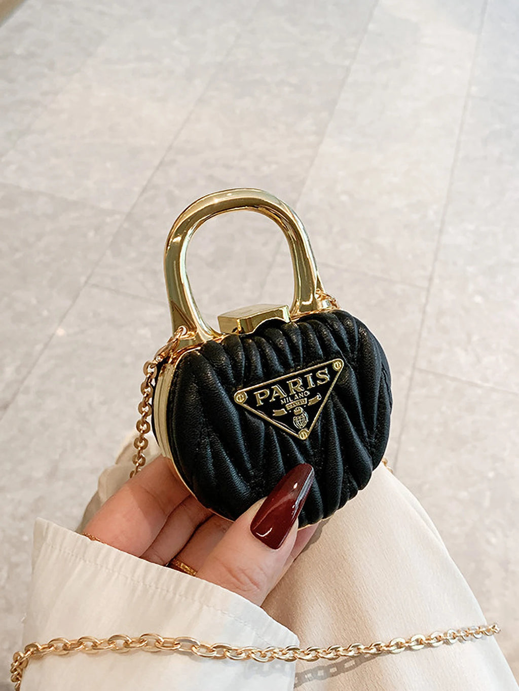 Mini and compact chain mouth red envelope fashionable small fragrance style hand-held shoulder bag