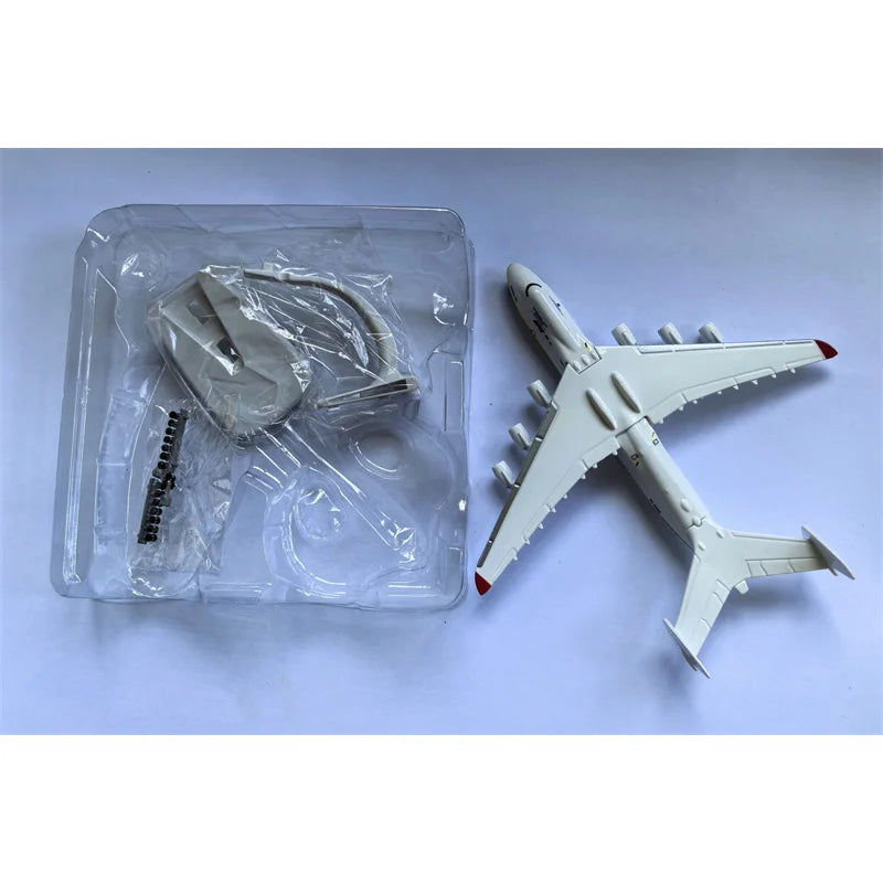 2026 New 1/400 Scale 20CM Diecast Metal Alloy Ukraine Antonov An-225 "Mriya" Airplane Model Replica Model Toy Collection Display
