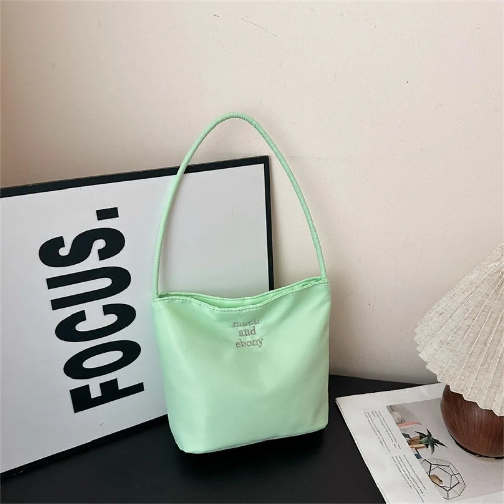 Fashion Oxford Shoulder Bag Embroidered Letters Large Capacity Underarm Handbag Waterproof Commuting Casual Purse Women