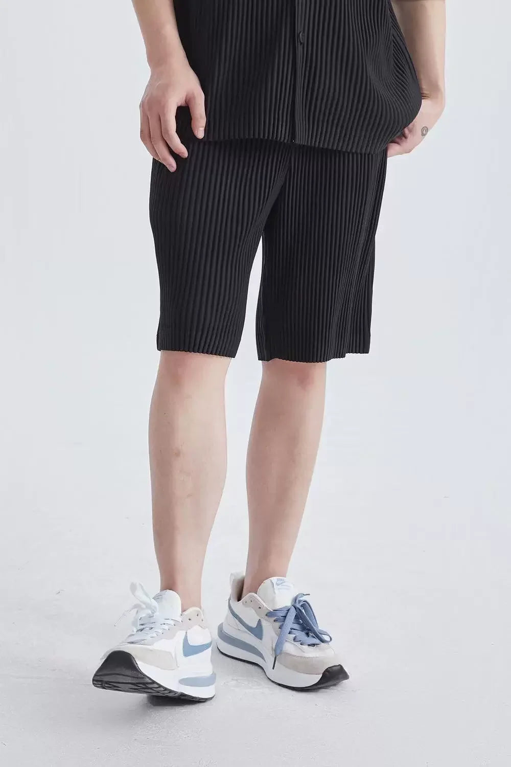 Miyake Pleated Short Sleeve Shirt Men's 2026 Classic Pleats Top Short Sleeve Summer Loose Plisse Jacket Loose Plus Size Fold Top