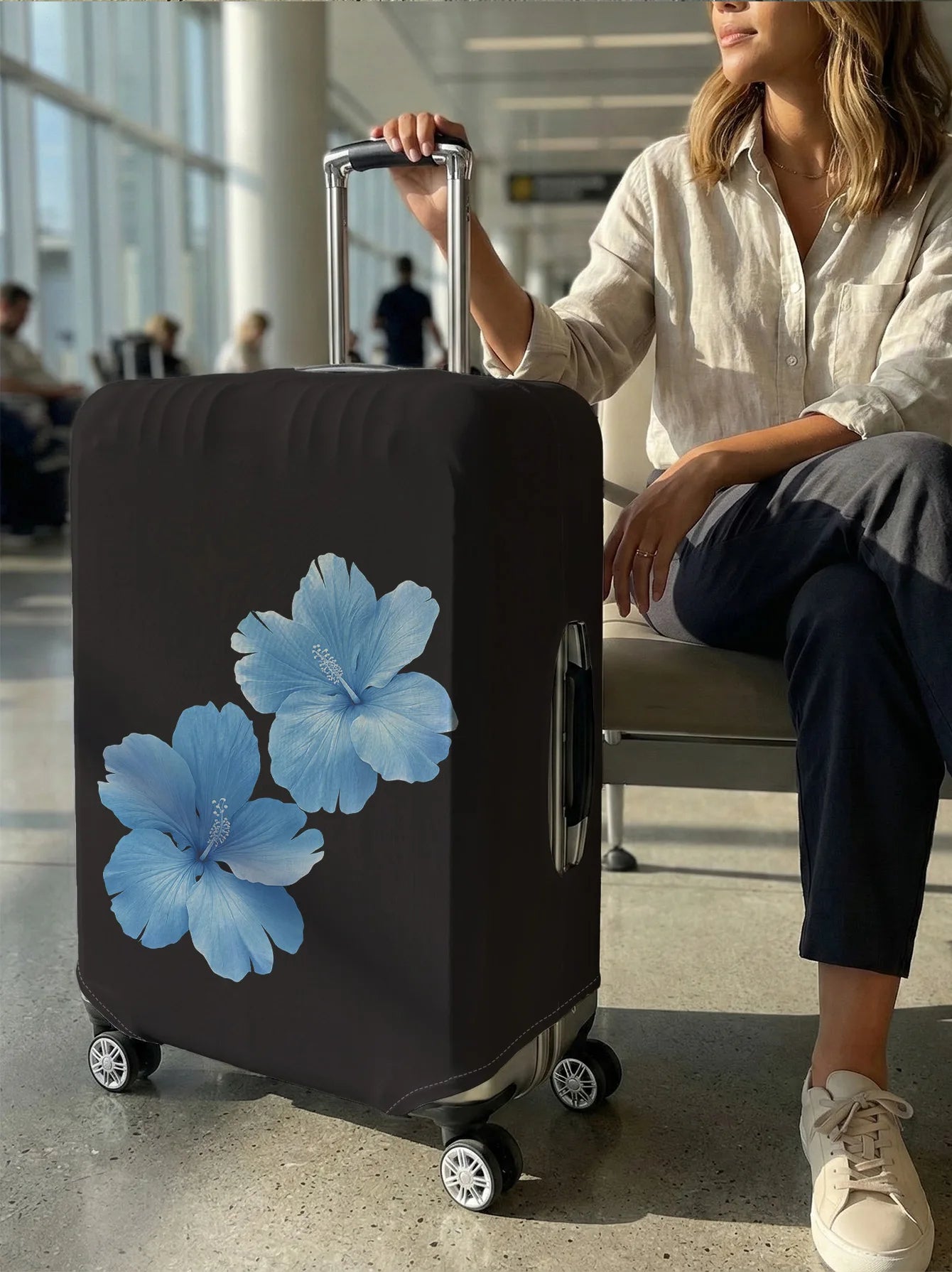 Black Base Blue Hibiscus Flower Luggage Cover, Suitable for 18-32 Inch Luggage Cover, Luggage Handle Glove, Travel Accessories