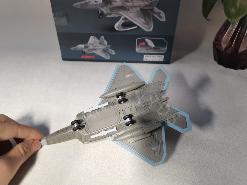 Models 1/100 Fighter F22 Model Assemble Collection Educational Toys Tabletop Decor Plane Model for Boy Adults Kids Girls Gifts