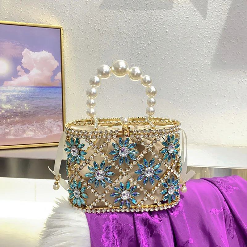 Luxury Hollow Out Metal Cage Bag Crystal Diamond Clutch Purse For Wedding Party Women Handbag Glitter Rhinestones Evening Bag