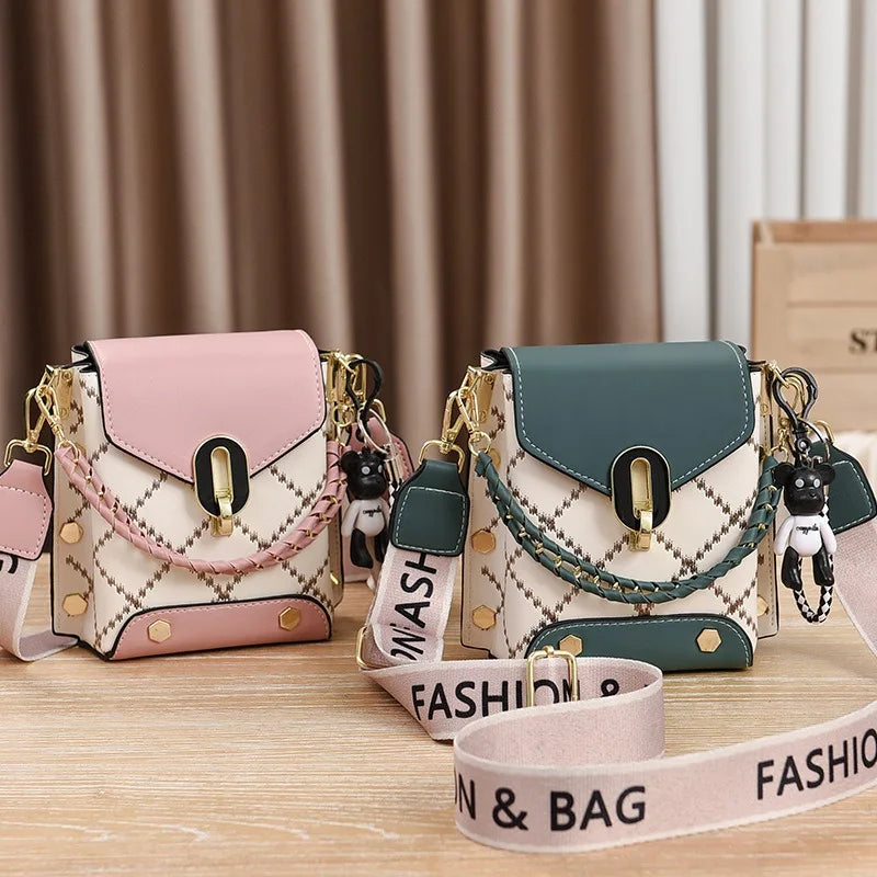 Korean Version of Simple and Fashionable Small Square Bag Fashionable Versatile Shoulder Messenger Bag Trendy Mini Mobile Phone