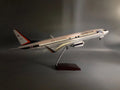 Royal Thai Presidential Boeing 737 Airplane Model 47cm Simulated Static Aircraft With Lights And Wheels For Collection Display