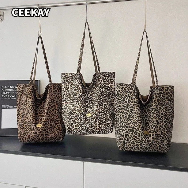 CEEKAY Women's Tote Bag Leopard Print Canvas Large Capacity Shoulder Handbag Zipper Closure Daily Casual Street Style