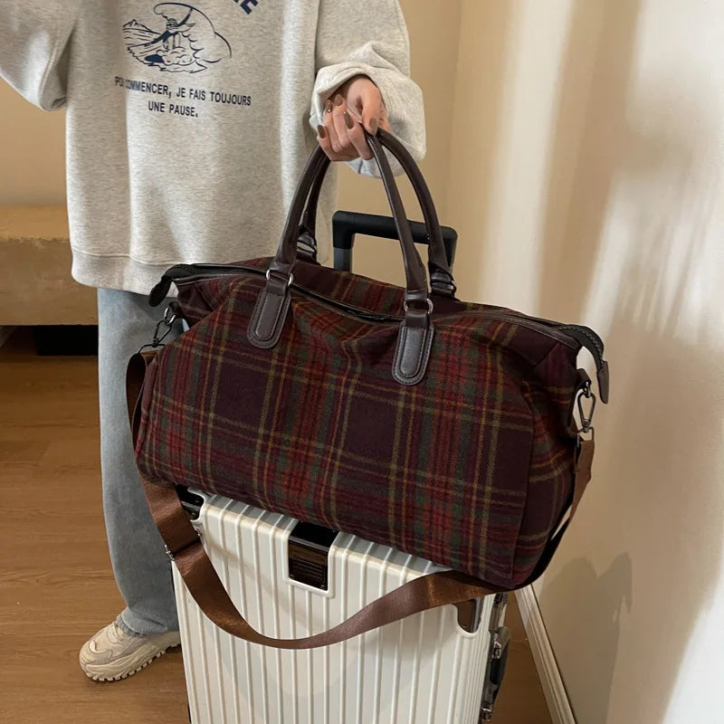 New Travel Bag Large Capacity Commuter Crossbody Yoga Fitness Sports Bag Check-In Luggage Storage Bag Unisex Urban Minimalist