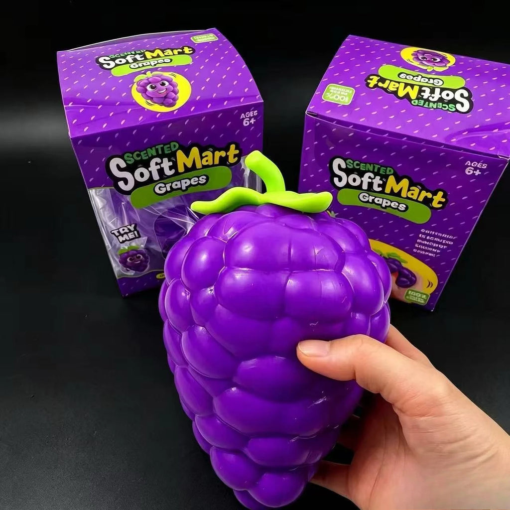Realistic Bunch Grape Squeeze Squishy with Natural Scent, Portable Relaxation Toy for Gift & Daily Anxiety Release