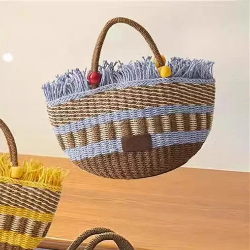Cute Bucket Bag Picnic Basket Tassel Bead Decorated Hand Woven Grass Handbag Charming Shoulder Bag Women's Fashion Accessory