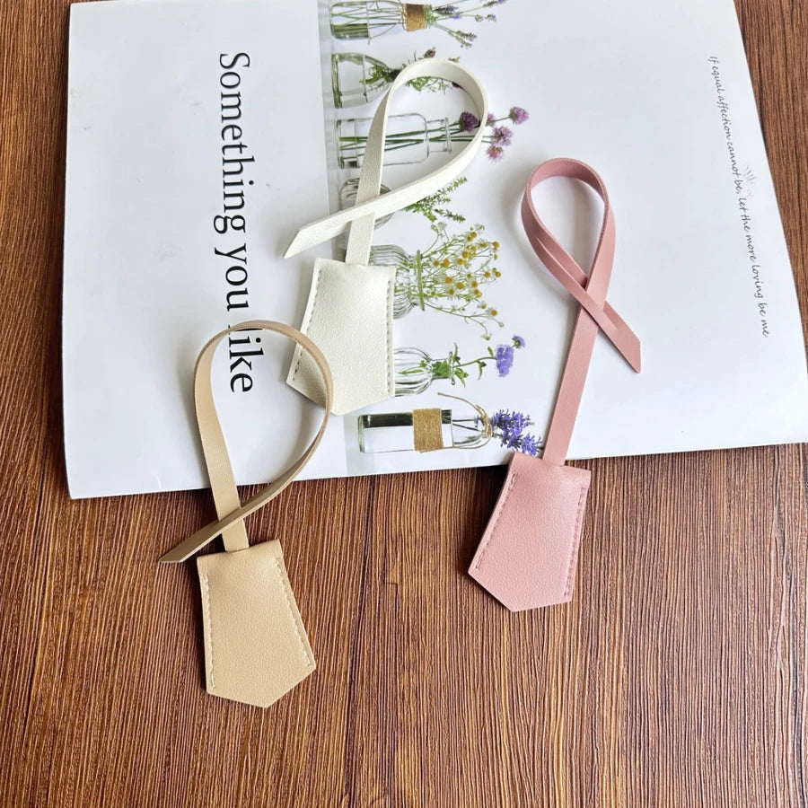 Free Customizable letter new PU leather bag accessories multi-color personalized luggage tag pendant in stock boys and girls