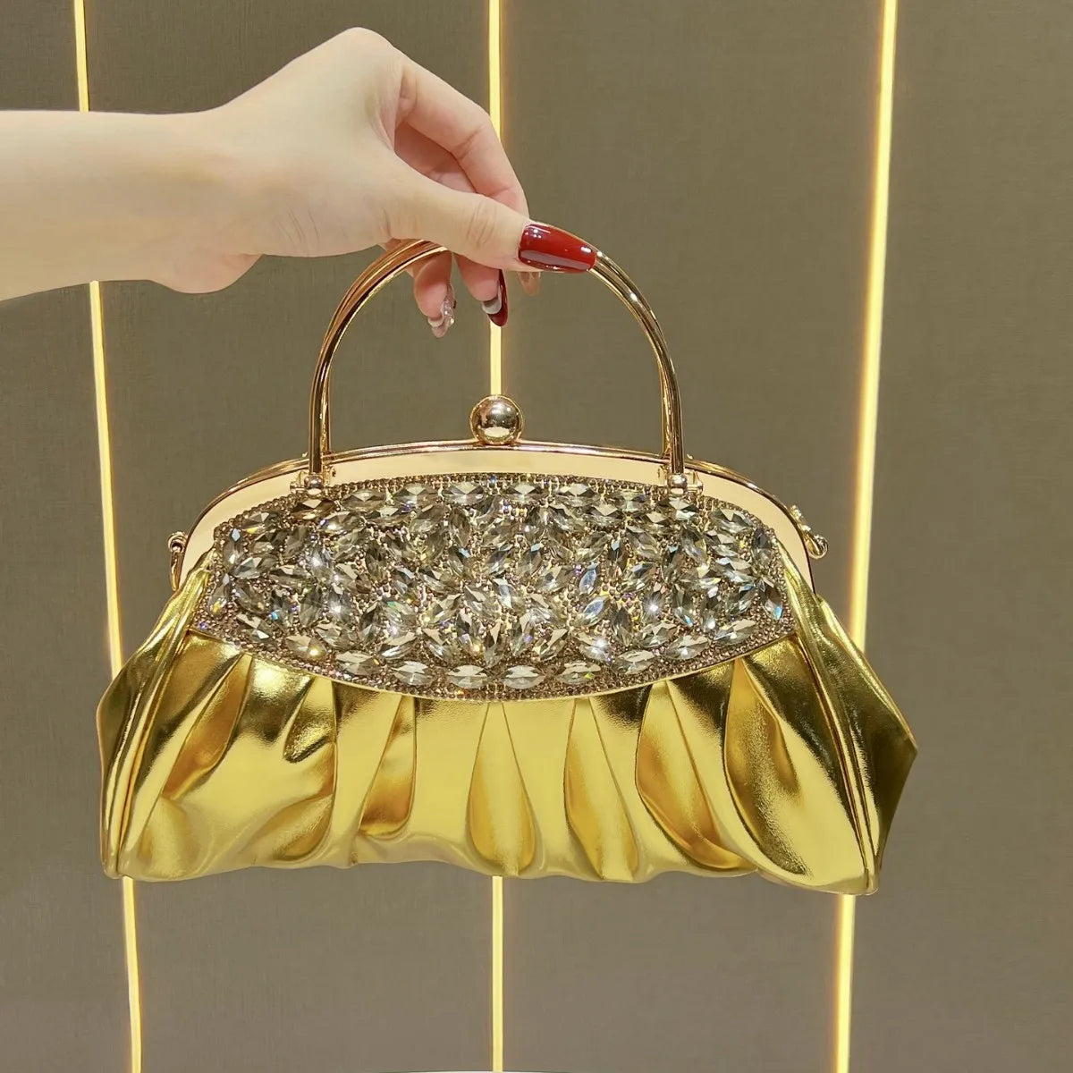 women's bags, light luxury party handbags, diamond-encrusted women's handbags, celebrity temperament, high-end dinner bags
