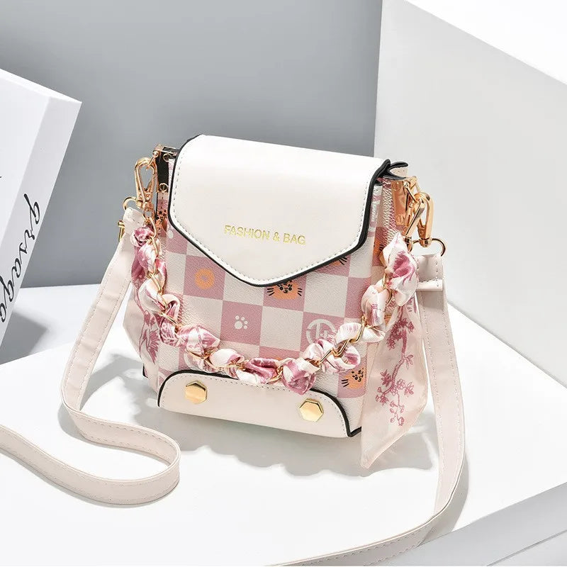 Mobile Phone Bag Women's New Summer Fashion Mini Bag Fashion Single Shoulder Crossbody Good-looking Suitable Daily Collocation