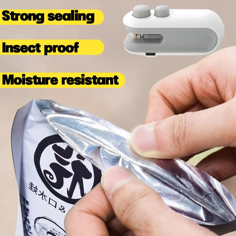 Mini Heat Bag Sealing Machine Portable Plastic Bag Clip Sealing Machine Package Sealer Bags Food Packaging Heat Sealer