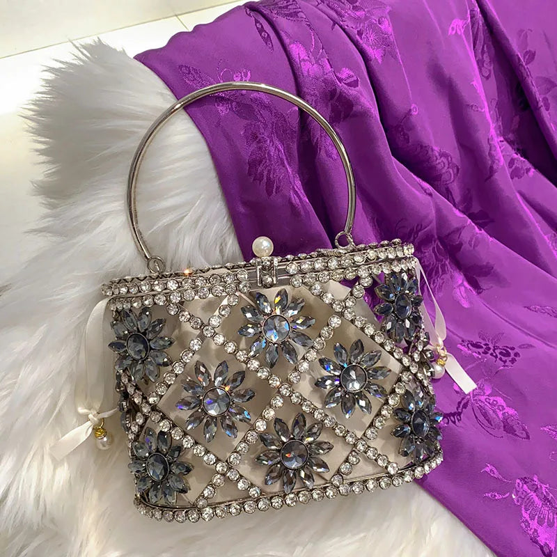 Luxury Hollow Out Metal Cage Bag Crystal Diamond Clutch Purse For Wedding Party Women Handbag Glitter Rhinestones Evening Bag