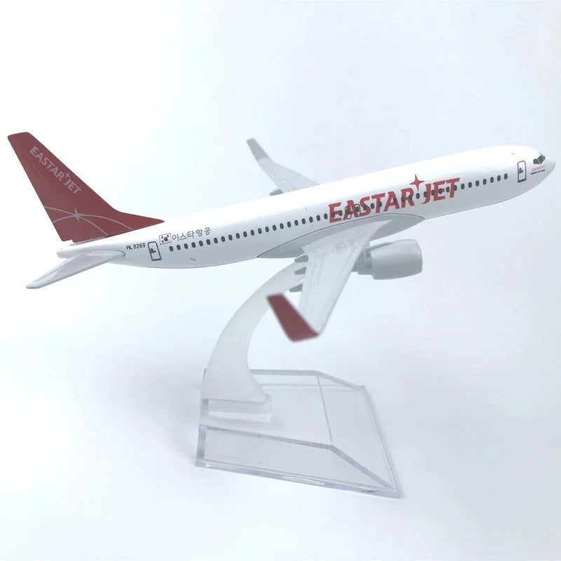 16cm B737 Korea Eastar Jet Airlines Alloy Aircraft Model Diecast 1/400 Scale Plane Metal Toy Miniatures With Base Boys Hobbies