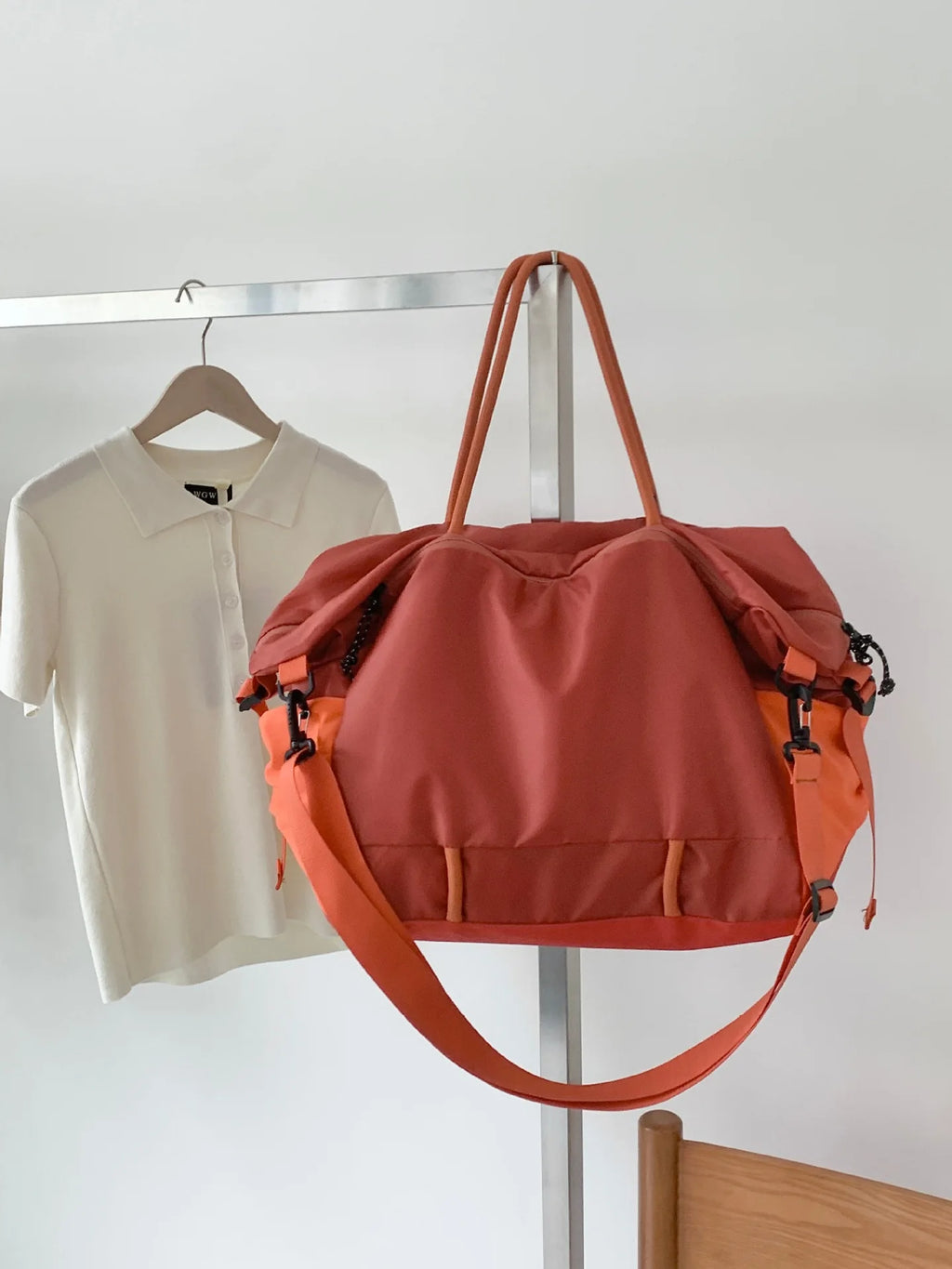 Unisex fashionable lightweight large-capacity travel bag waterproof nylon commuter, fitness, yoga, crossbody shoulder bag