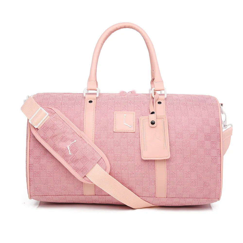 Lightweight Large Capacity Sports Fitness Bag for Travel And Business Trip Unisex Casual Travel Style Breathable PU Material