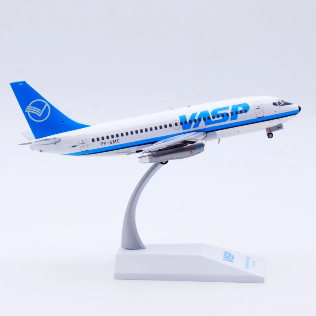 XX20511 Alloy Collectible Plane Gift JC Wings 1:200 VASP Boeing B737-200 [Polished] Diecast Aircraft Jet Model PP-SMC With Stand