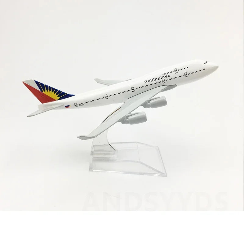 Airplane Scale 1/400 747 Series Toys plane Air Force One B747 Alloy Metal Toys and Hobbies Diecast W Wheels Souvenir Plane