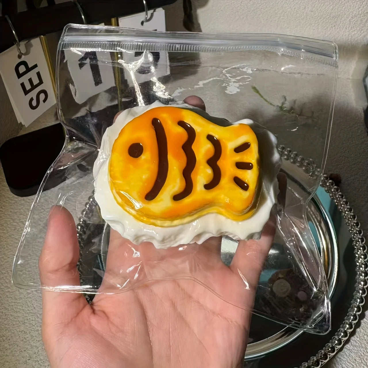 Hand-painted Taiyaki Biscuit Silicone Squishy Soft Squeeze Stress Relief Realistic Taiyaki Filled Biscuit Shape Stress Relief