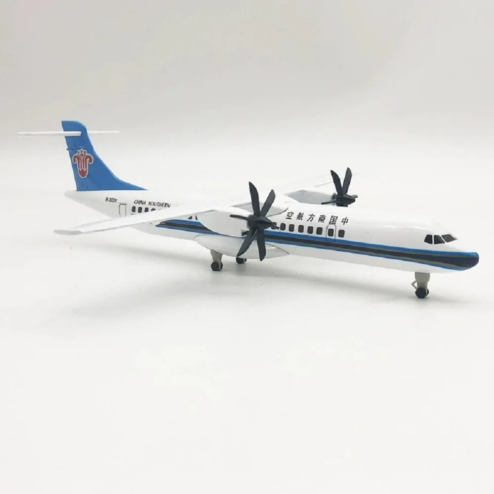 20cm Scale Diecast Metal Planes Southern Airlines ATR Airlines Child Toy With Landing Gear Plane Model Airplane Aircraft Model