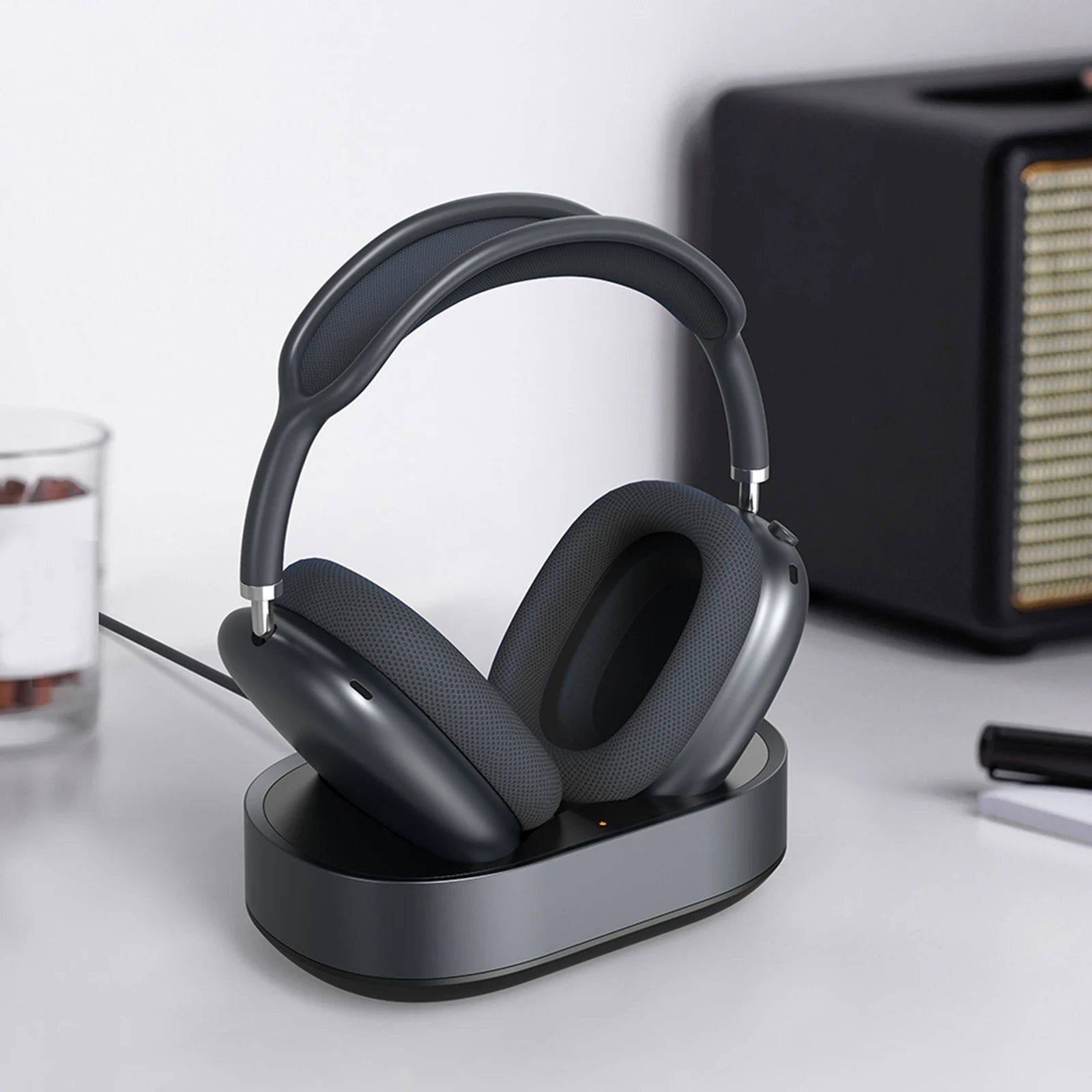 Desktop Magnetic Charging Station for Apple AirPods Max Headphones 2 in 1 Charger & Headphone Stand Weighted Base