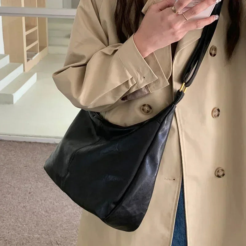 Ultra Soft Pu Leather Commuter Fashion Vintage Casual Tote Bag  Large Capacity Temperament Stylish Crossbody Bags For Women