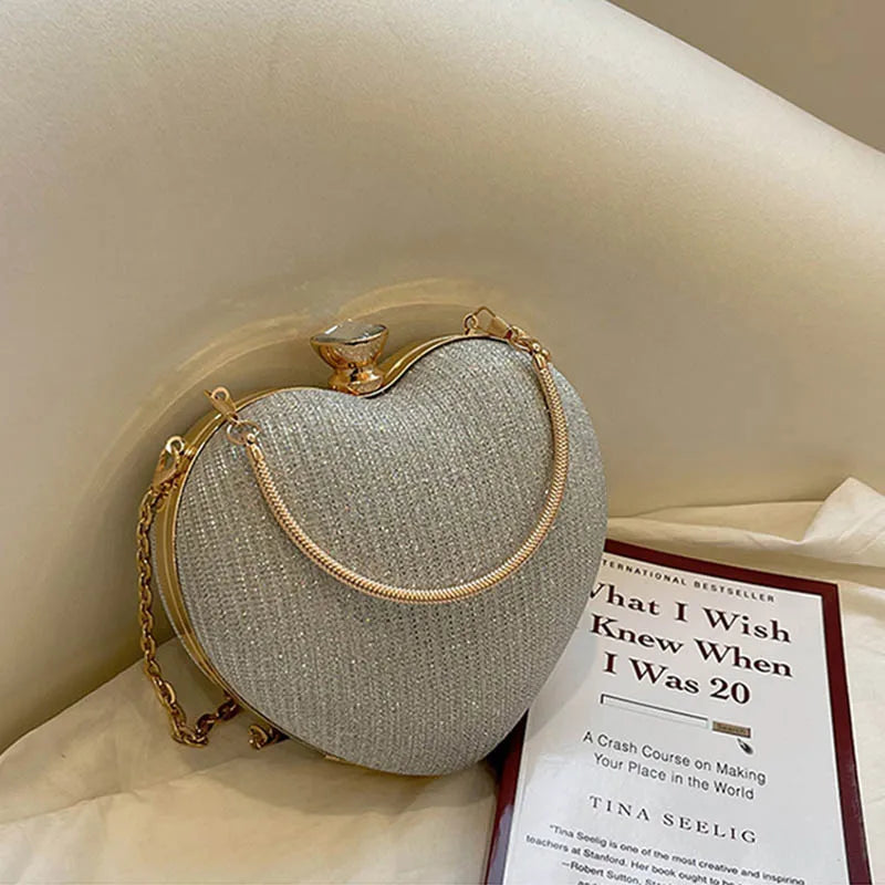 Evening Clutch Bag Women Shiny Handbag Heart Shape Metal Clutches Bag Fashion Chain Shoulder Crossbody Bags Luxury Lady Purse