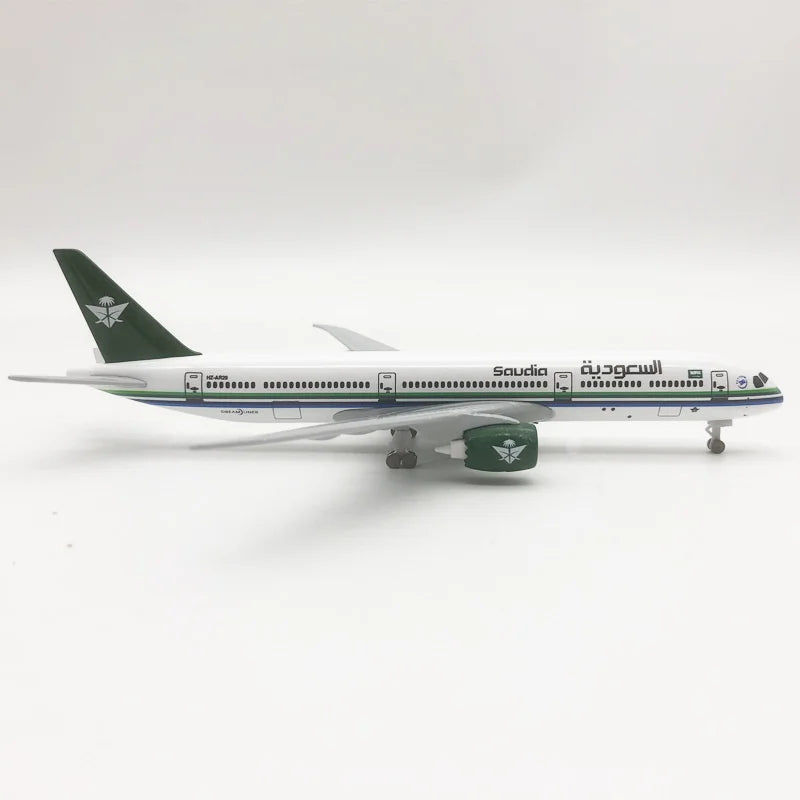 20CM SAUDI Airline Airplane Model Toy 787 B787 Aircraft Plastic Metal Replica Plane Model Collection toys aircraft for children