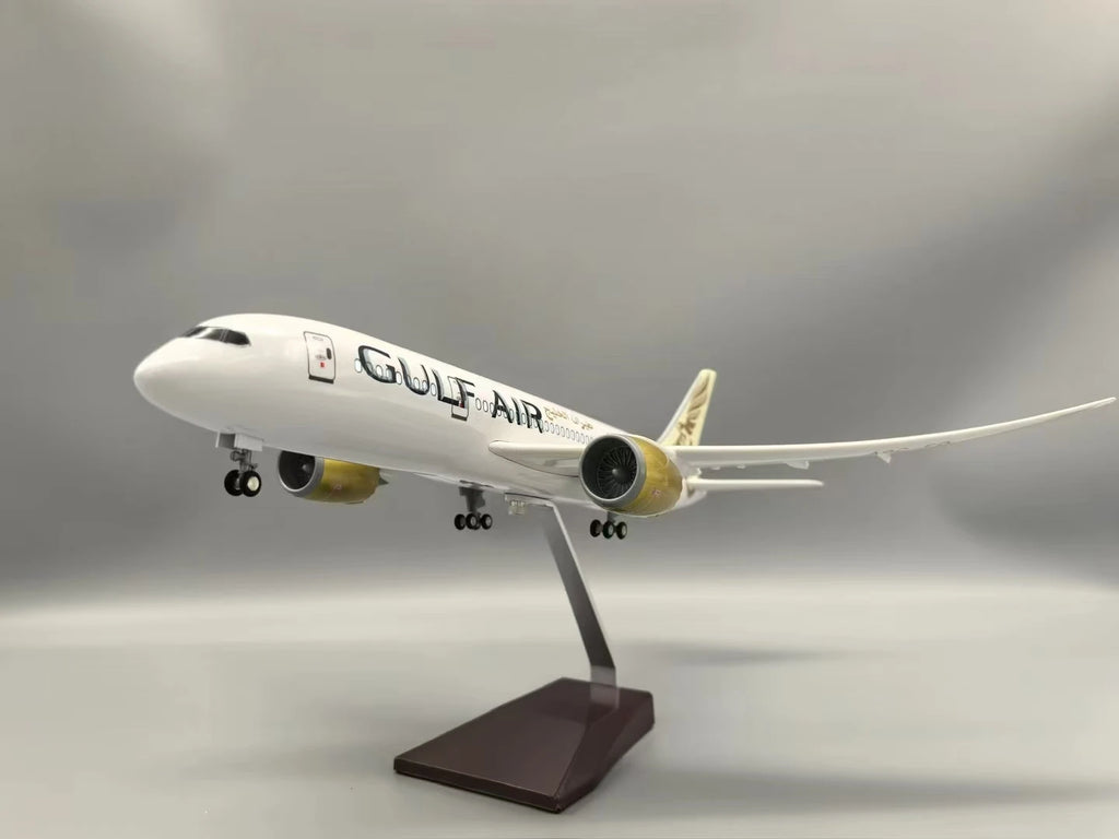 Diecast Plane Mode 47CM plane toy boys 1/130 Scale B787 Gulf Air Airline Airplane Model 787 Aircraft Replica Plane Toys
