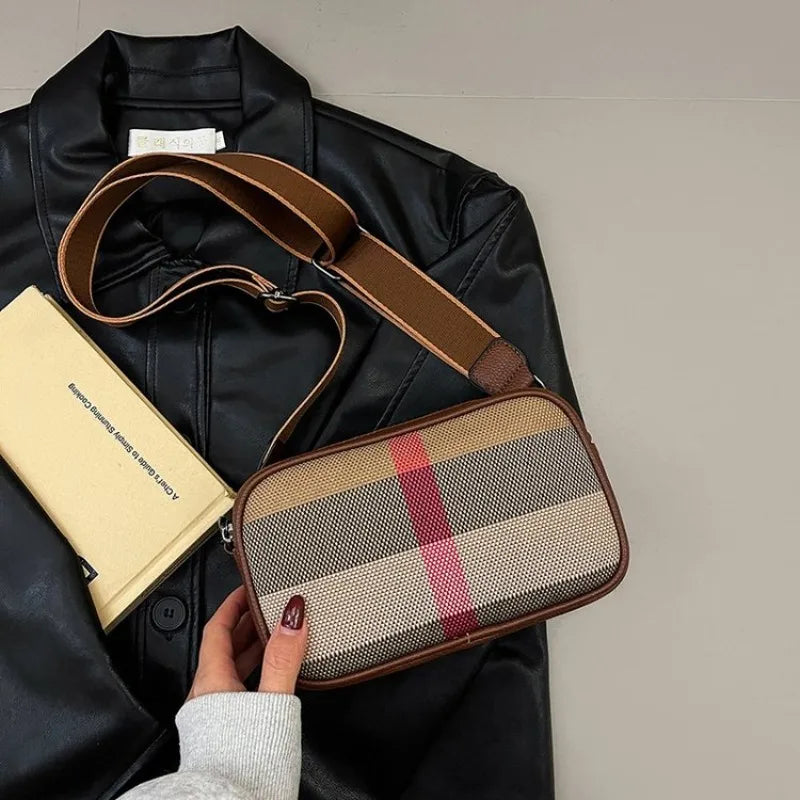 Fashionable Vintage Diaper Bag Ladies High End Minimalist Messenger Purse Stylish Handbag Square Satchel With Letter Logo