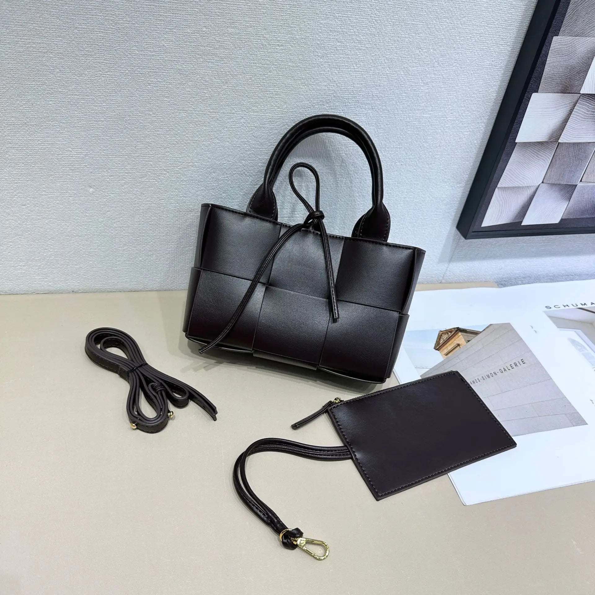 Women Luxury Messenger Purse Shopper Solid Color Commuter Bag Elegant Leather Diaper Bag Large Capacity In Vogue Style