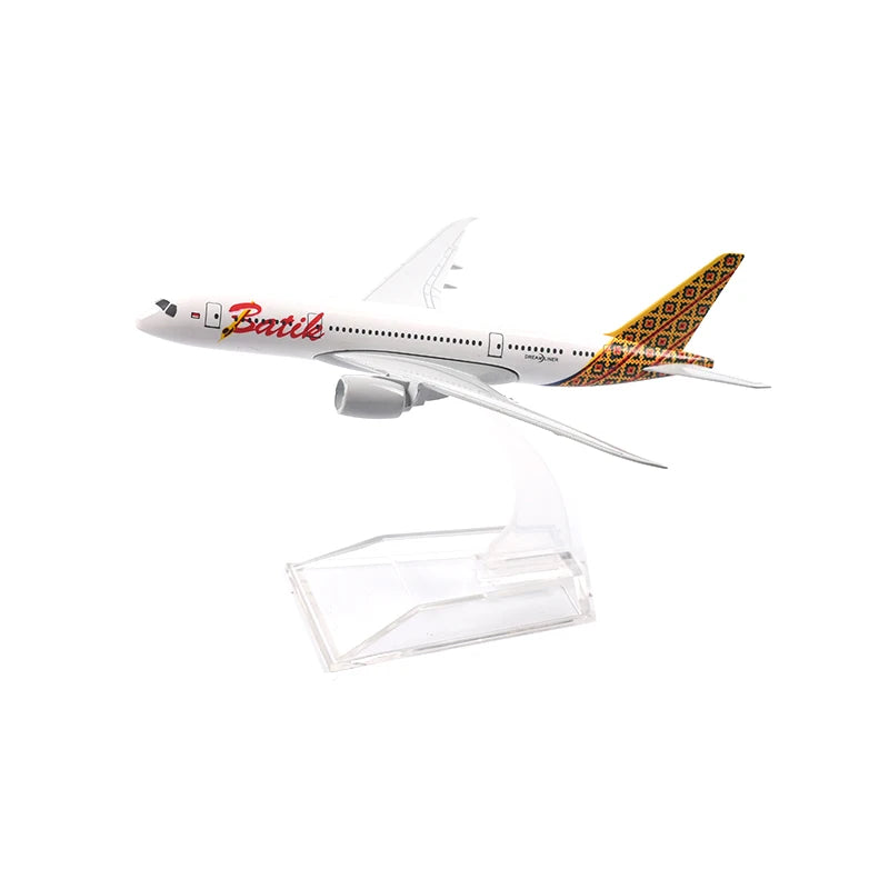 JASON TUTU 16cm Indonesia Batik Boeing 787 Model Airplane Diecast Metal 1/400 Scale Planes