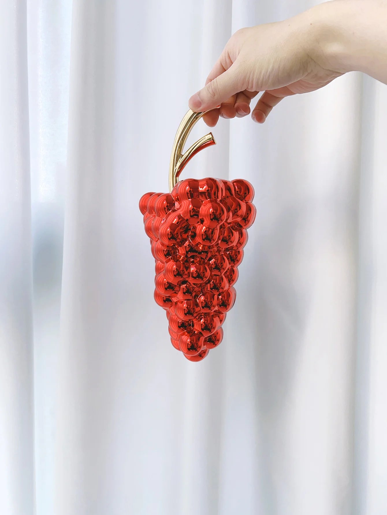2026 New Fruit Electroplating Dinner Bag Premium Special-shaped Bag Grape Chain Oblique Span Bag