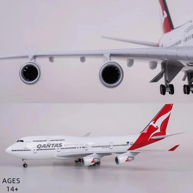 1/150 Scale B747 Airplane Model Australia Qantas Air Lines 47cm Diecast Resin Airplane With Led Lights And Wheels For Decoration