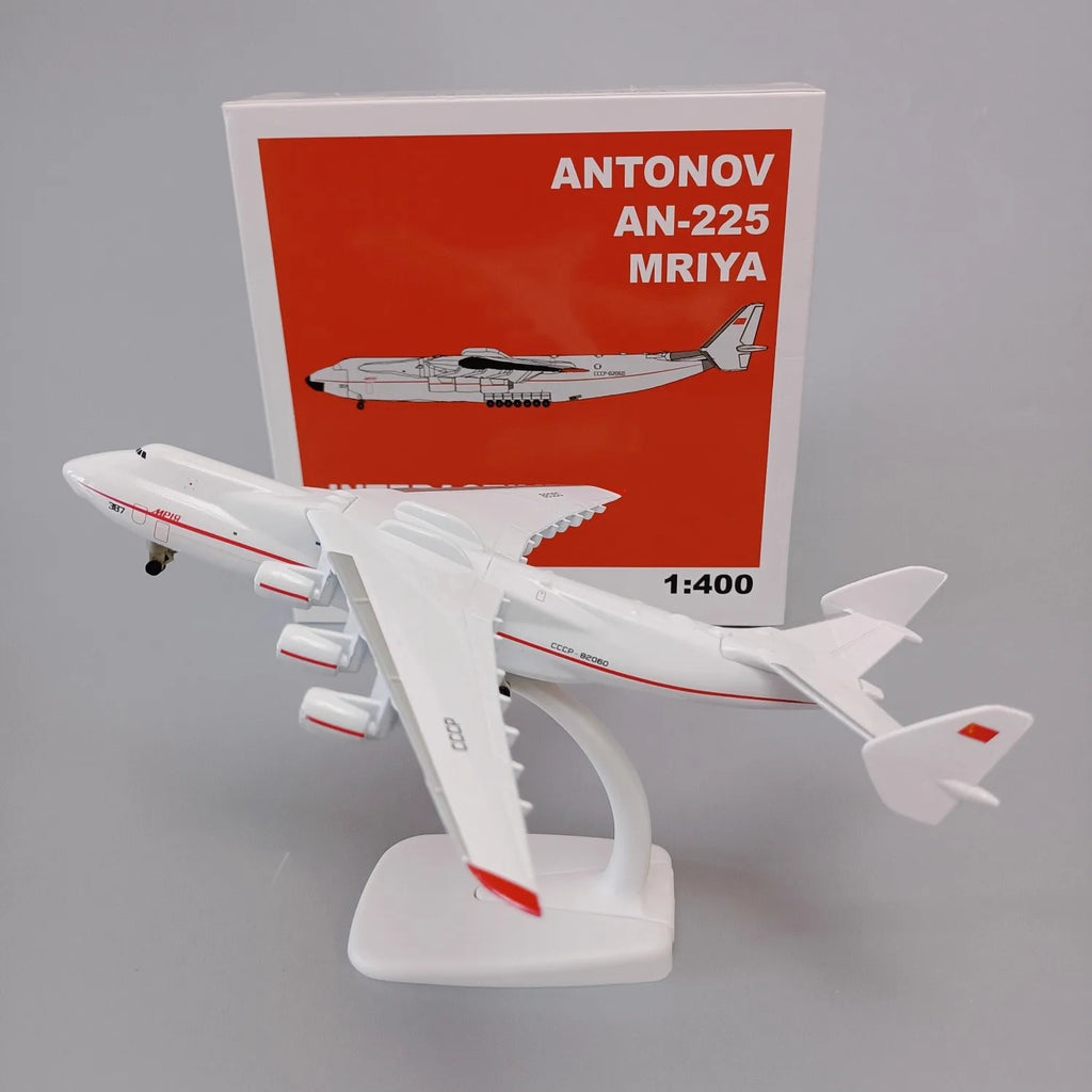 20CM 8inch Collectible Aircraft A330 Beluga Diecast Alloy Airlines A380 A350 330 Antonov An 225 Model Plane for Collection Gift