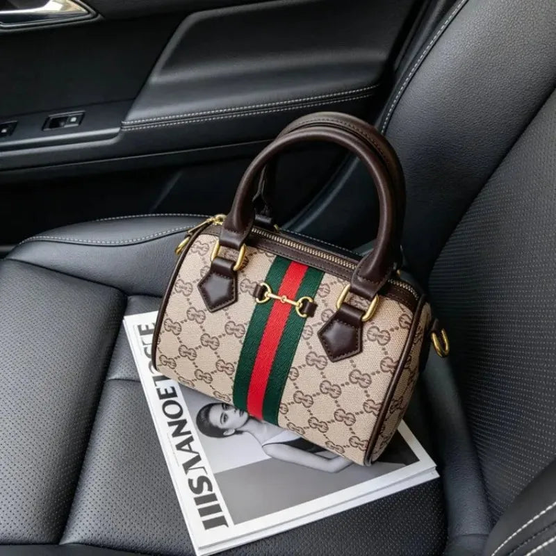 High-end Leather Diaper Bag for Ladies Vintage Fashionable Simple Commuter Backpack Business Mens Womens