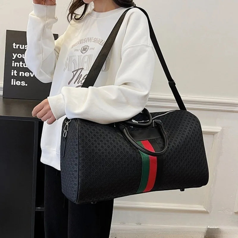 Trendy Unisex Travel Bag Waterproof Shoulder Crossbody Bag Large Capacity Sports Fitness Bag High Quality Casual Luggage Handbag