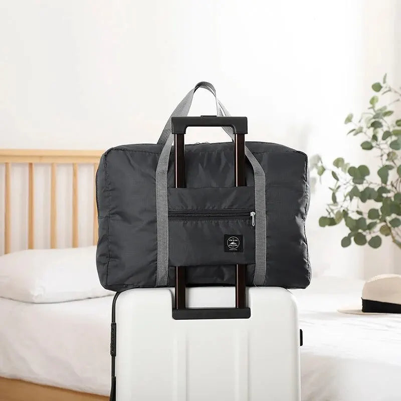Fashionable Foldable Travel Bag: Large Capacity, Splash-Proof Carry-On Luggage Handbag for Unisex Fitness & Holiday Trips