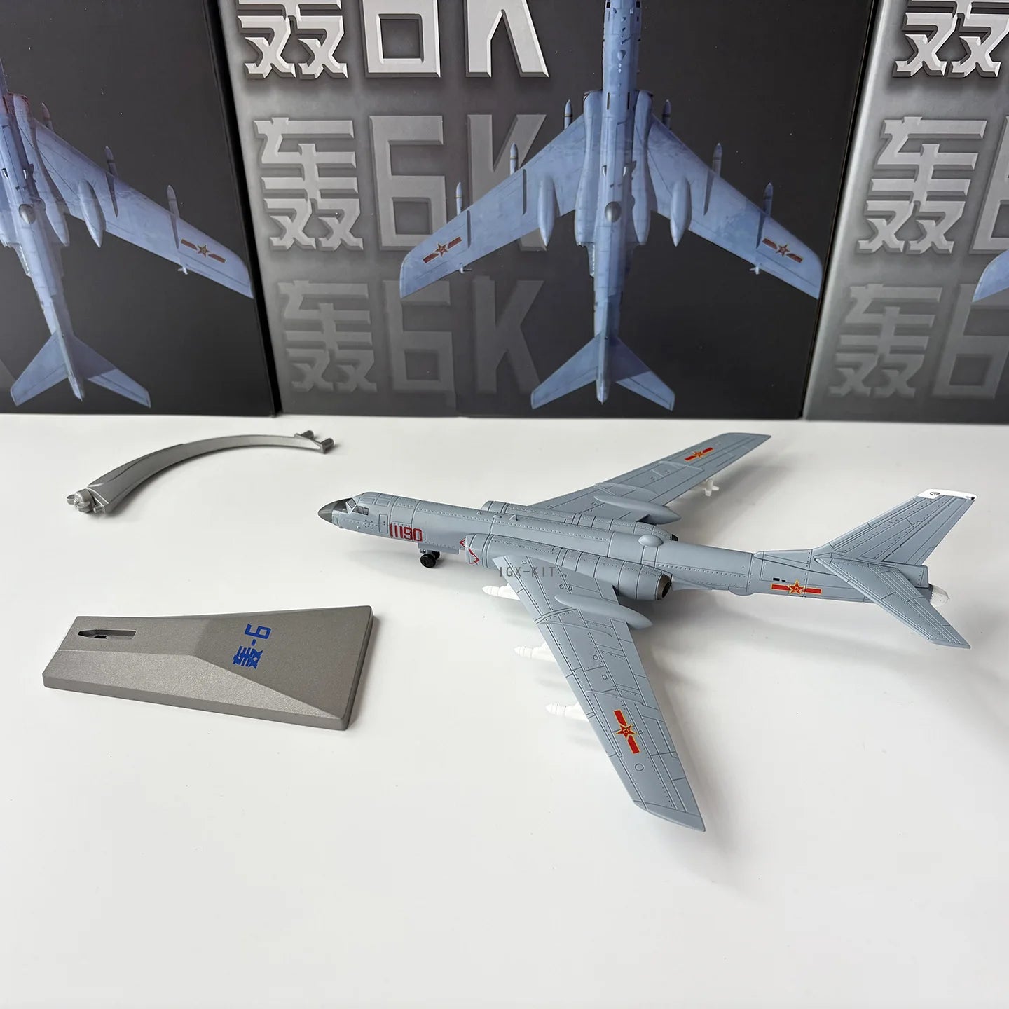 1: 144 Scale Diecast Chinese Air Force H6K Aircraft Models Alloy Strategic Fighter For Children Toy Planes Gifts Room Decoration