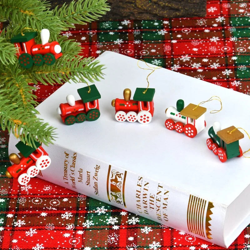 6pcs/Set Christmas Decorations Colored Wooden Small Train Pendant Christmas Tree Scene Layout Hanging Ornaments Desktop Ornament