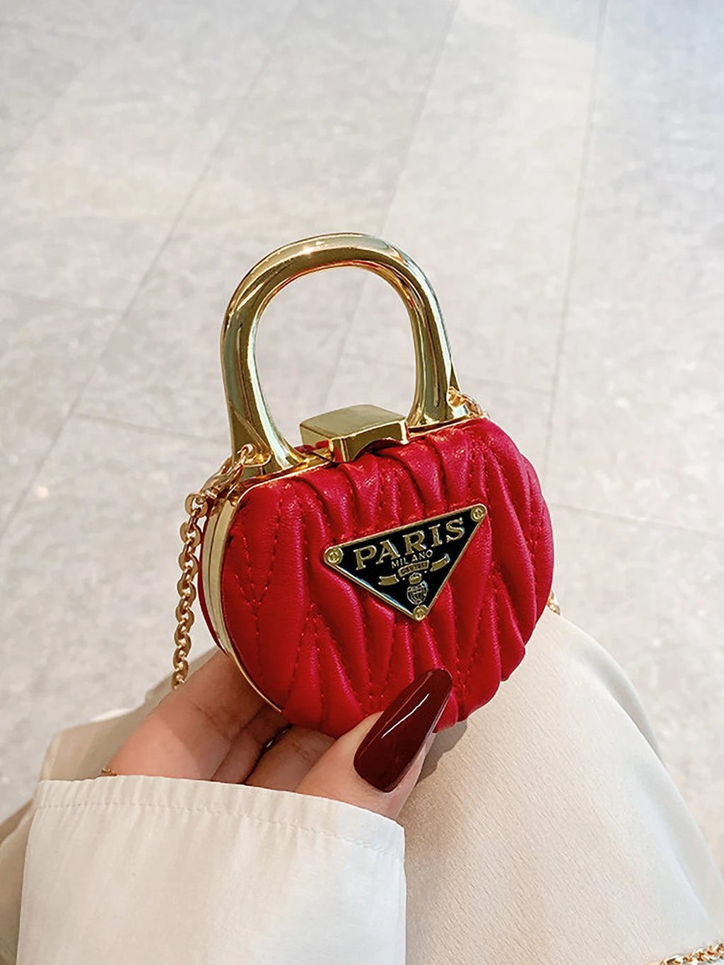 Mini and compact chain mouth red envelope fashionable small fragrance style hand-held shoulder bag